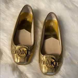 MK gold size 6 1/2